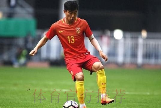 国足新人说|何超:打国家队比赛收获自信 需继续努力提高自己 国足新人说|何超:打国家队比赛收获自信 需继续努力提高自己